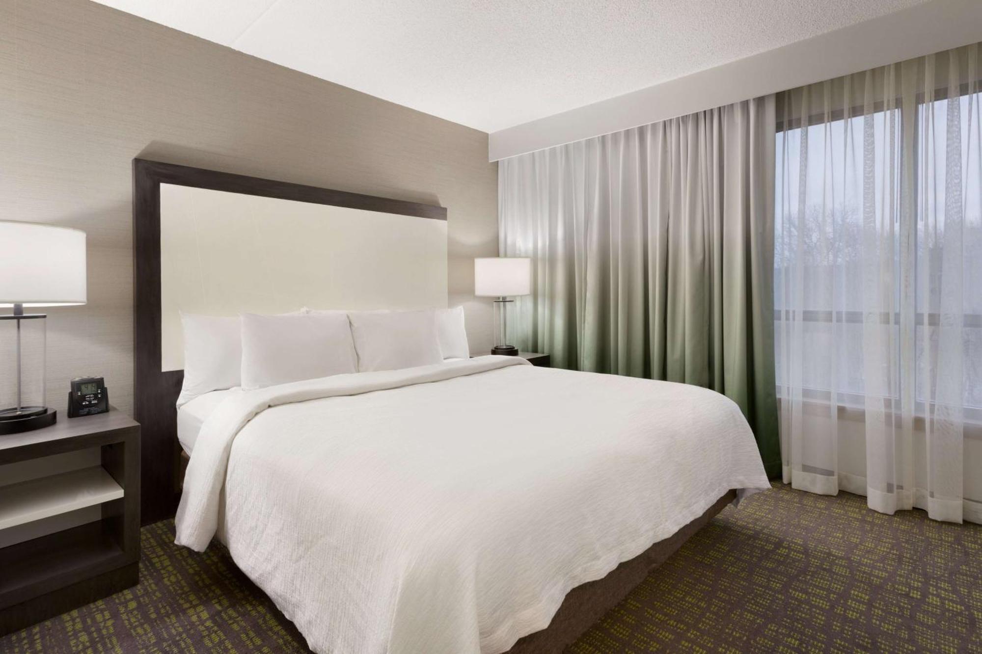 Embassy Suites Newark - Wilmington/South מראה חיצוני תמונה