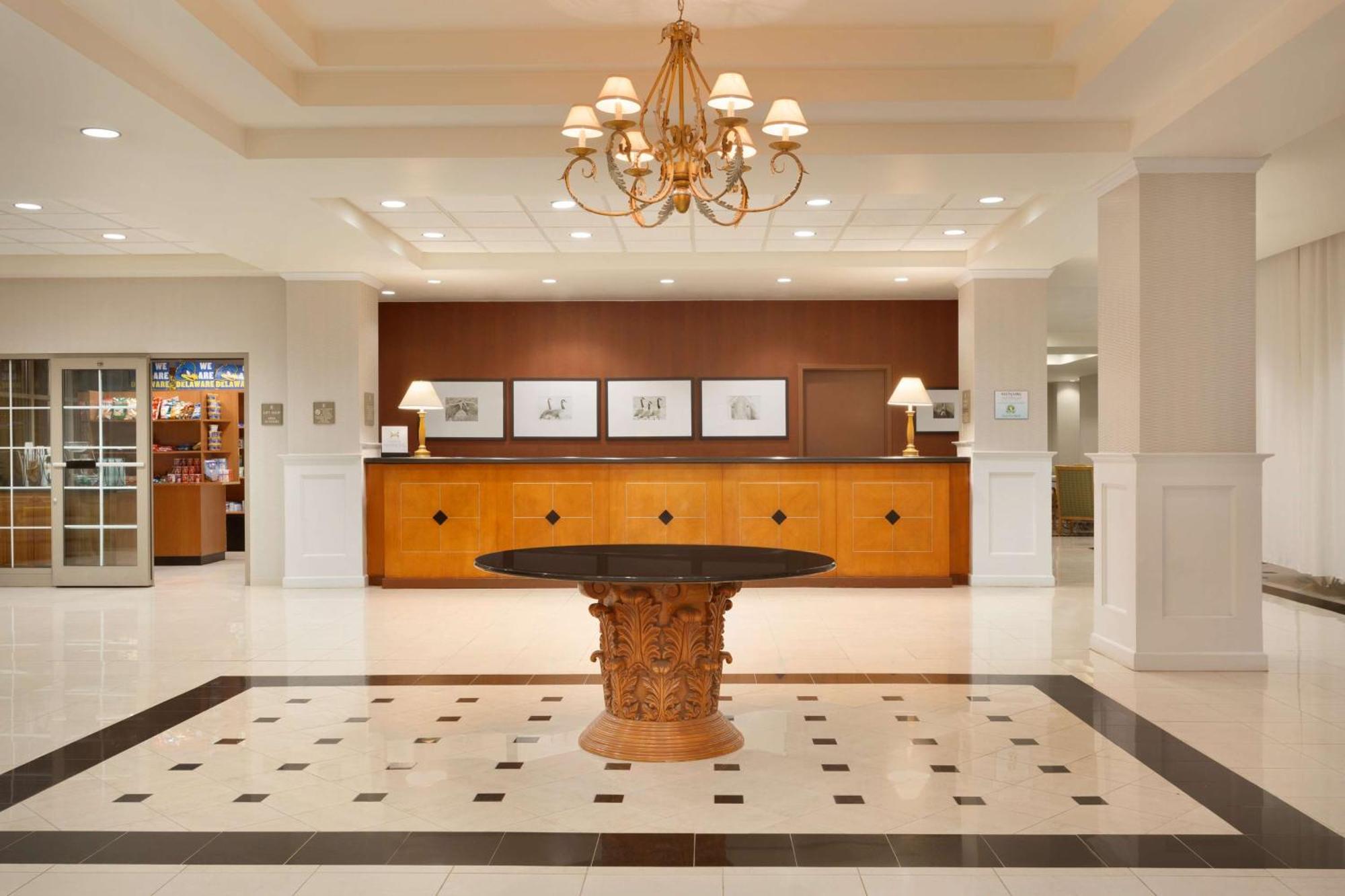 Embassy Suites Newark - Wilmington/South מראה חיצוני תמונה