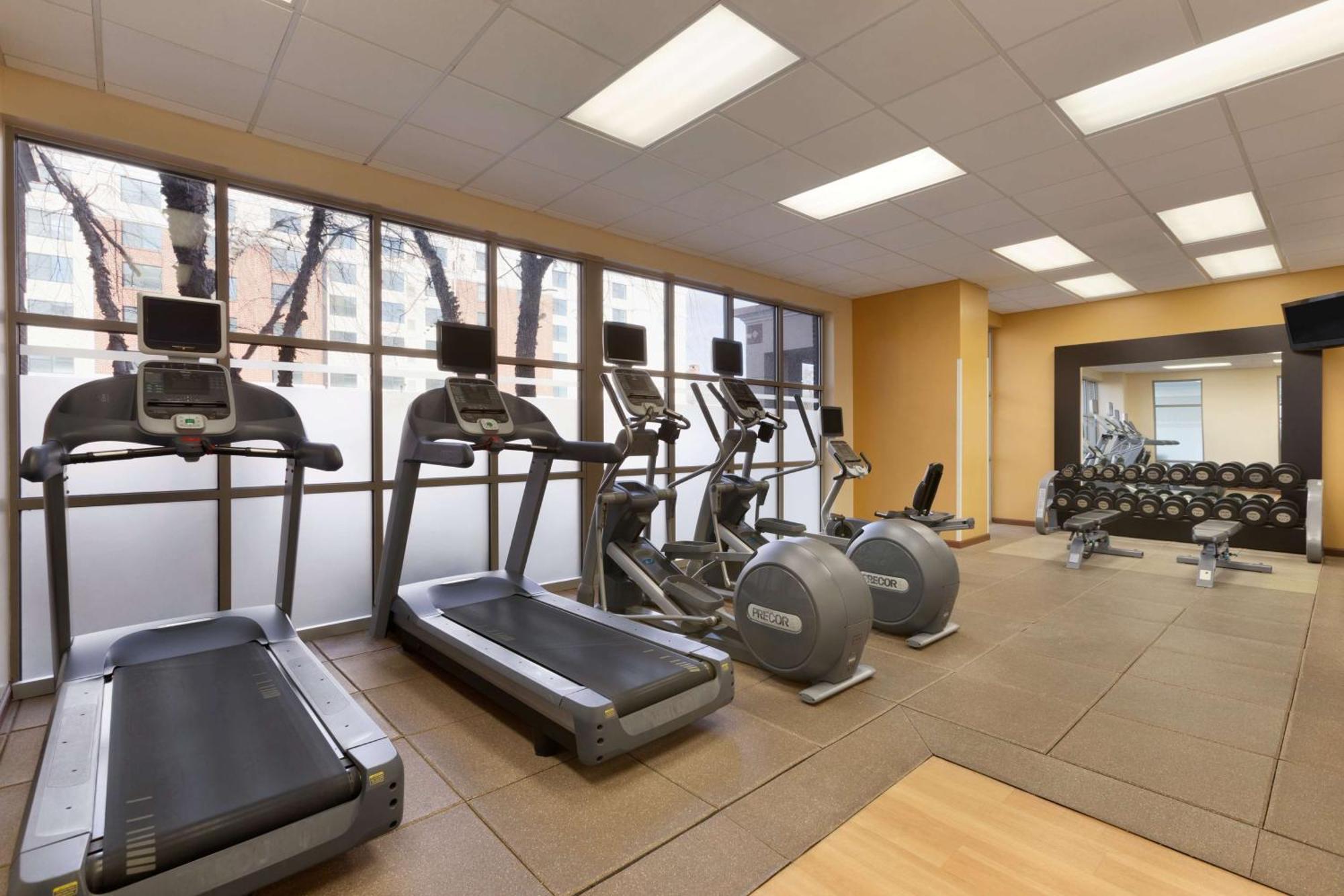 Embassy Suites Newark - Wilmington/South מראה חיצוני תמונה