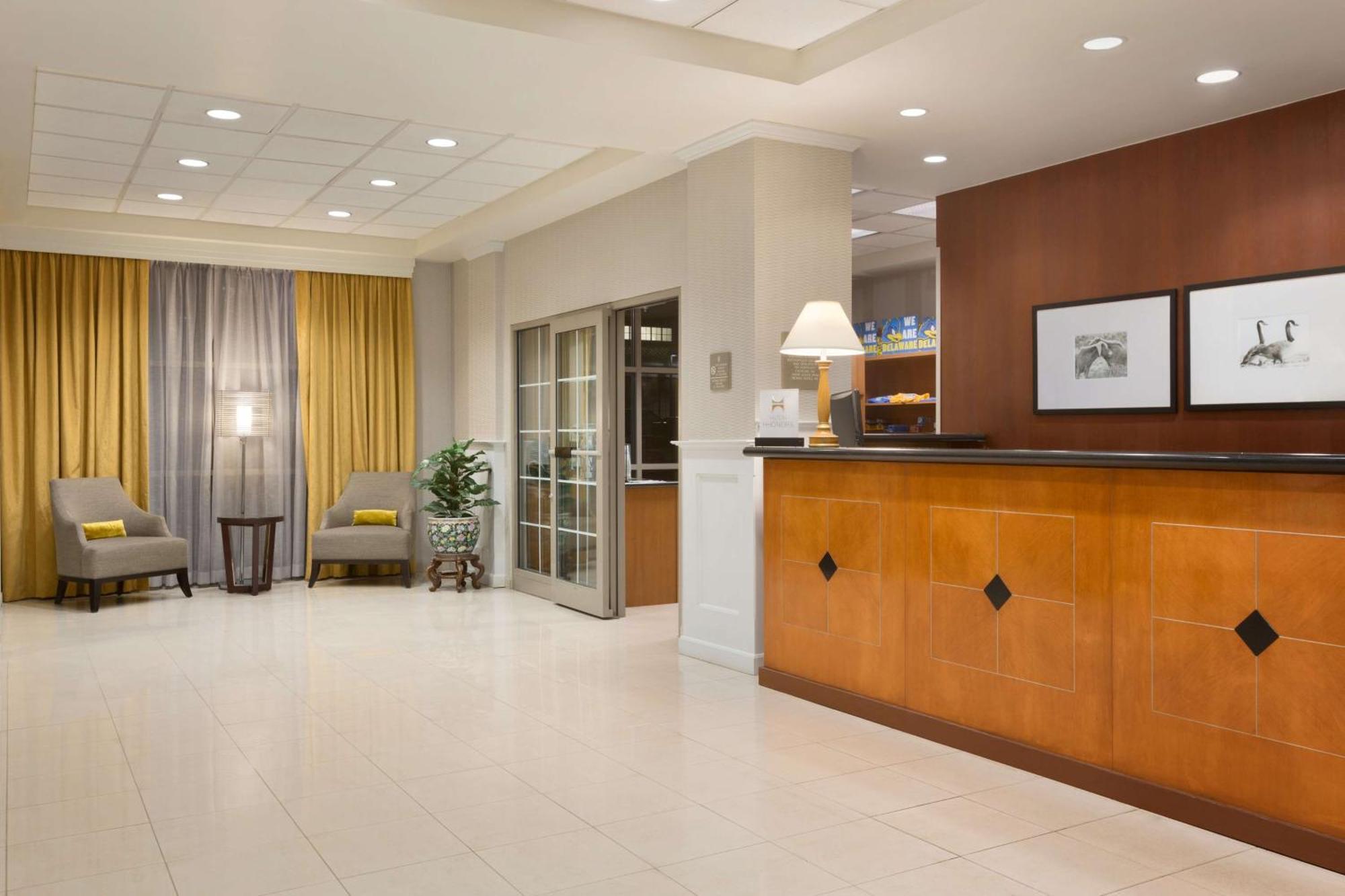 Embassy Suites Newark - Wilmington/South מראה חיצוני תמונה