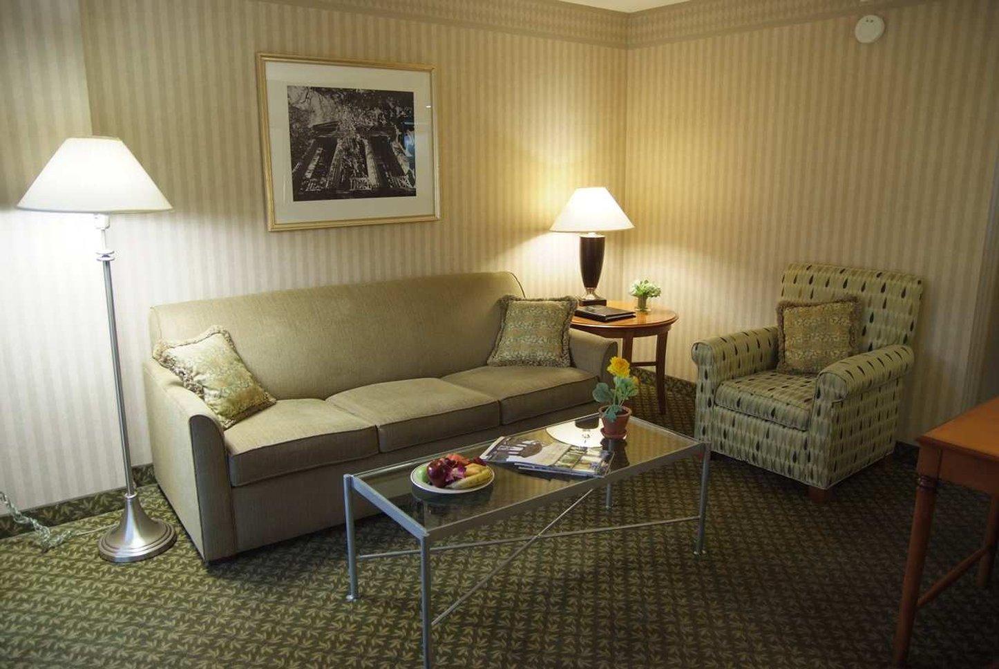 Embassy Suites Newark - Wilmington/South מראה חיצוני תמונה